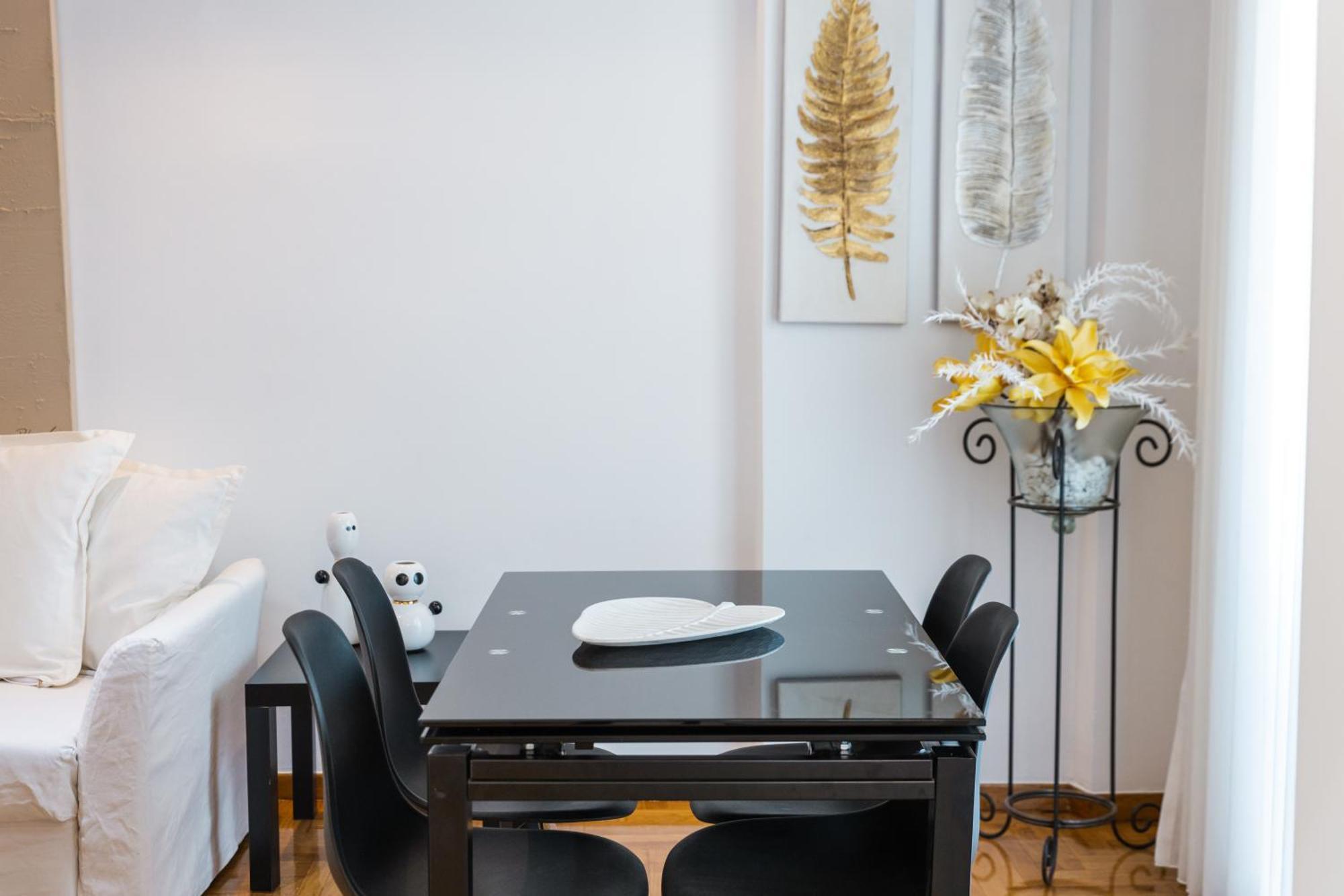 Apartment In Glyfada Center Athen Exterior foto